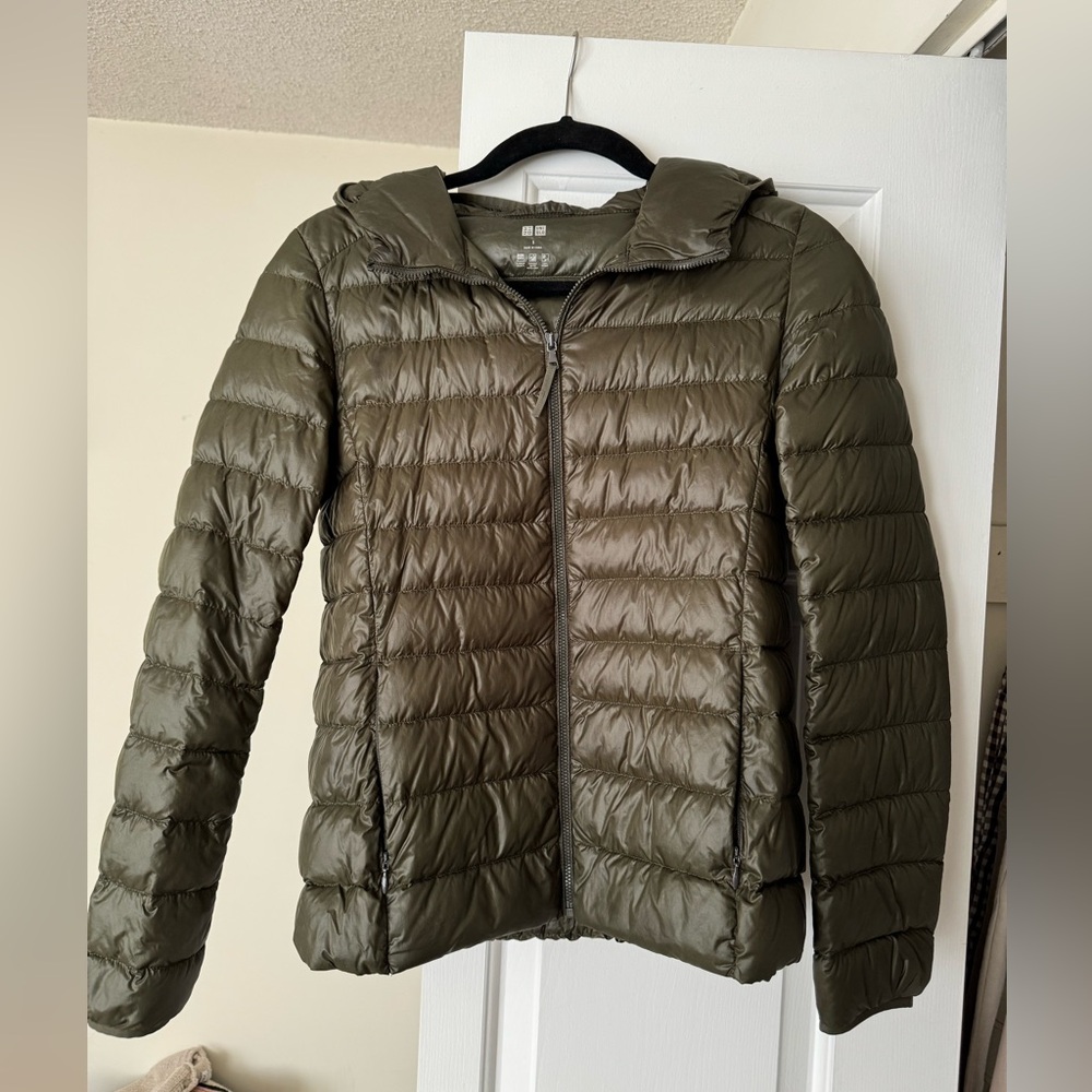 Uniqlo Ultra Light Down Packable Puffer